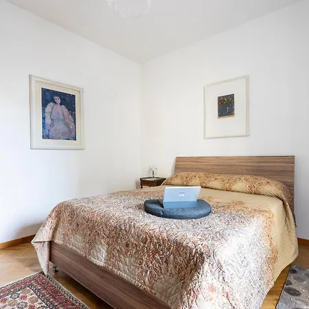 Flat Moon Over Florence Terrace And Free Parking Esterno foto